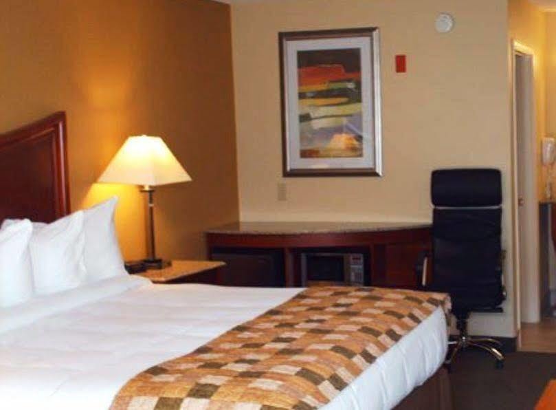 Atkinson Inn & Suites Lumberton Exterior foto